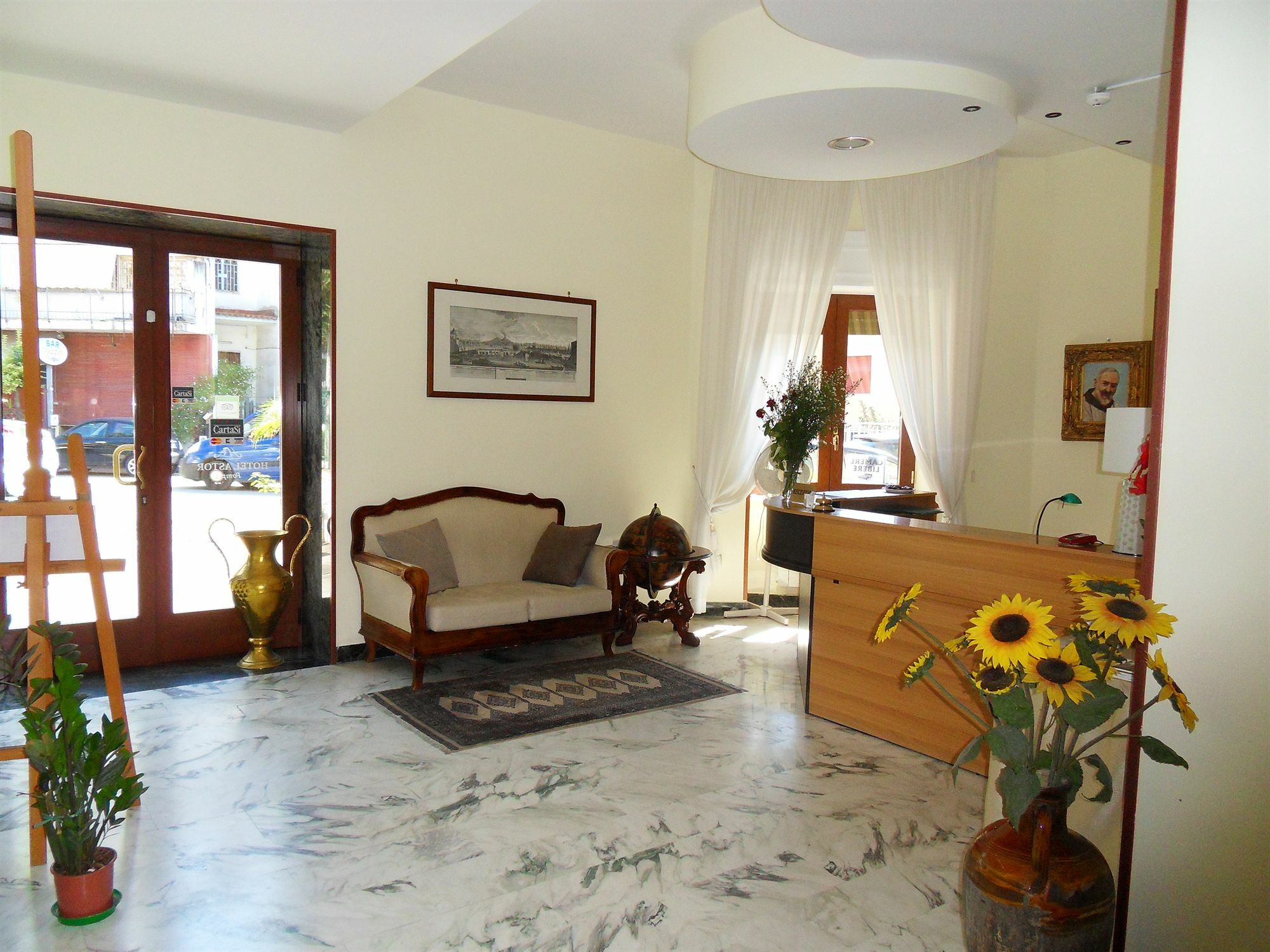 Hotel Astoria ปอมเปอี ภายนอก รูปภาพ