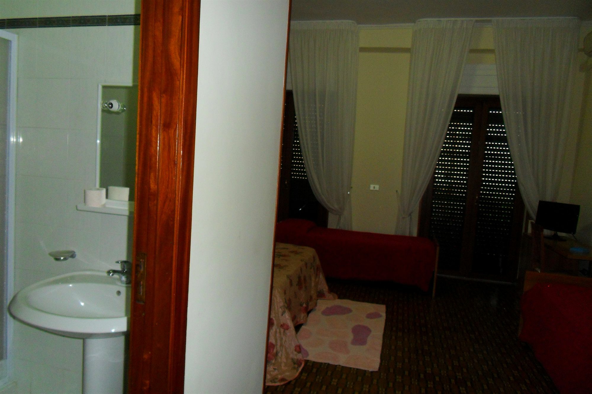 Hotel Astoria ปอมเปอี ภายนอก รูปภาพ